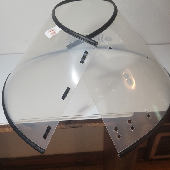 Dog Cone for X-large dog new with all the tags still attached - Picture 4 of 8
